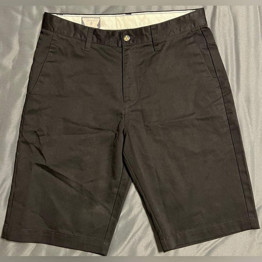 Men’s Volcom Chino Shorts Size 30